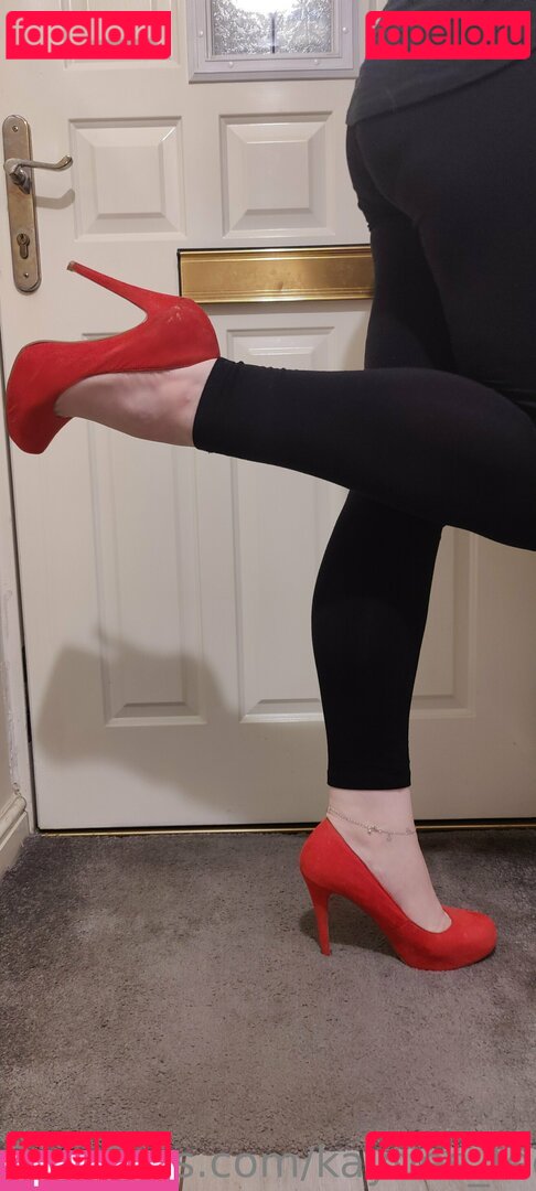 katiesfeets / kayties_feet Onlyfans Photo Gallery 