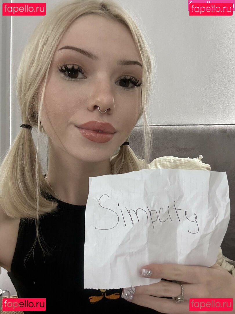 Mia / Mia_bluebird / mia.bluebird Onlyfans Photo Gallery 