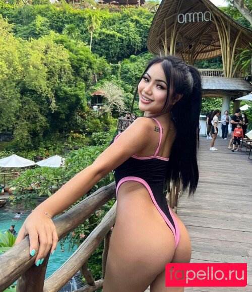 Praew Phatcharin / https: / phatcharin22 / ppraew_pp22 Onlyfans Photo Gallery 