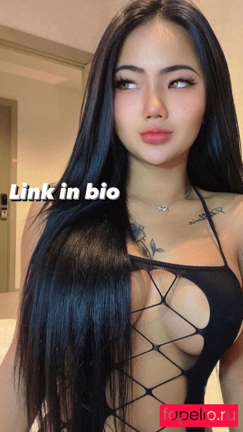 Praew Phatcharin / https: / phatcharin22 / ppraew_pp22 Onlyfans Photo Gallery 