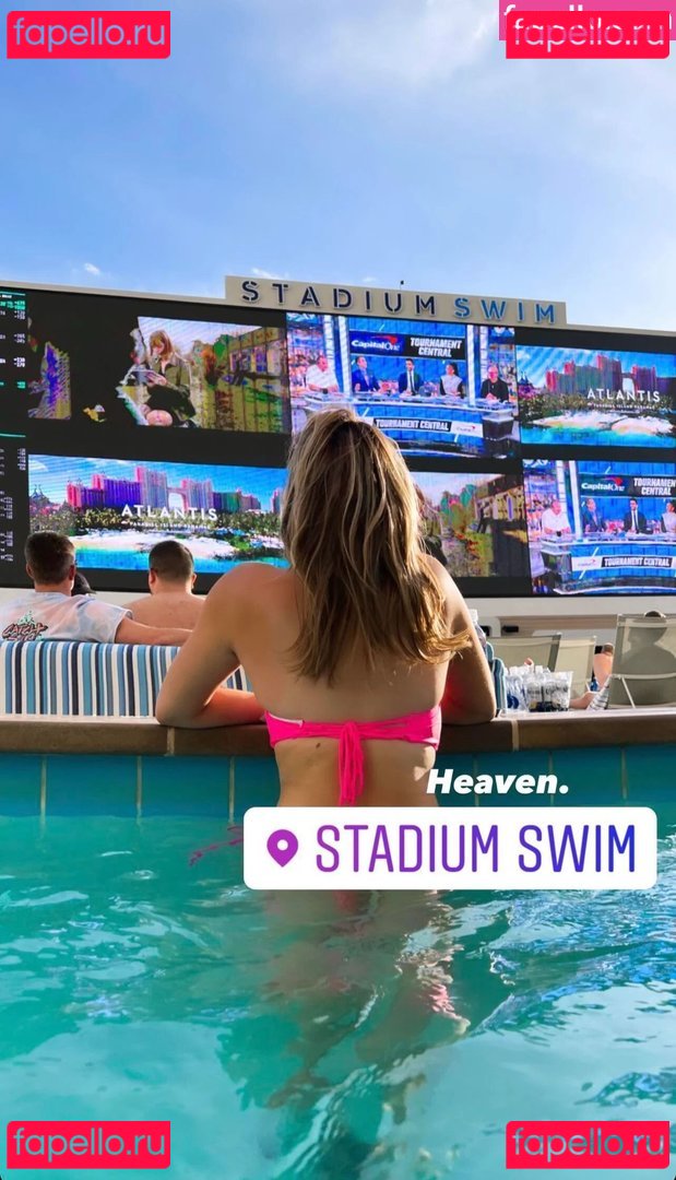 Annie Agar / annieagar5 Onlyfans Photo Gallery 