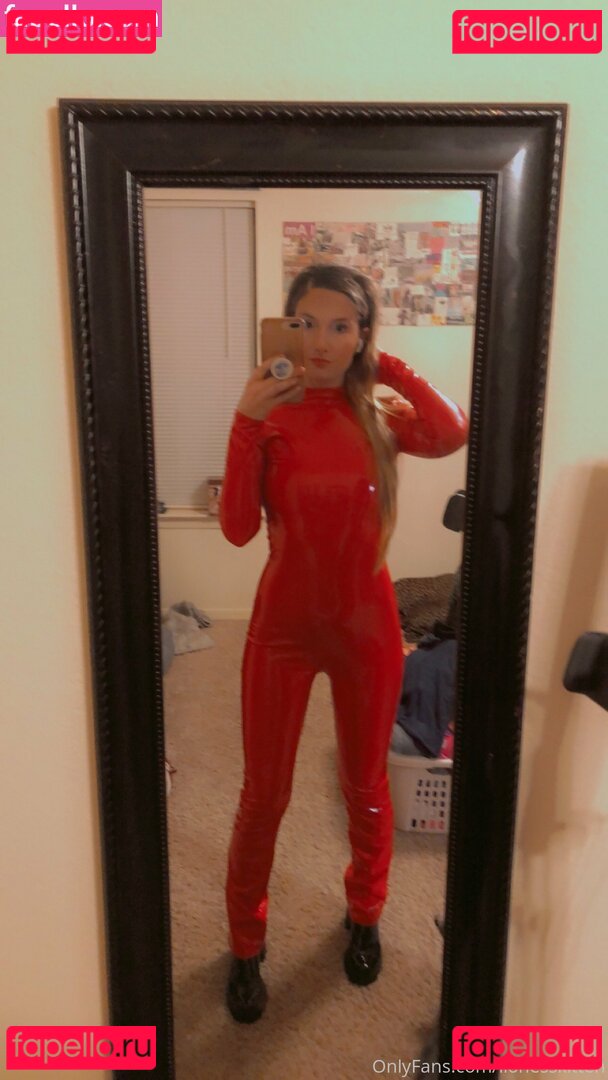 lionesskitten / lionesskittenm Onlyfans Photo Gallery 