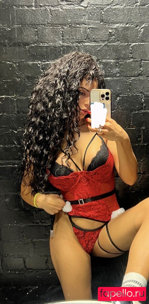 Lea Martinez / leamartinez612 / slayeas Onlyfans Photo Gallery 