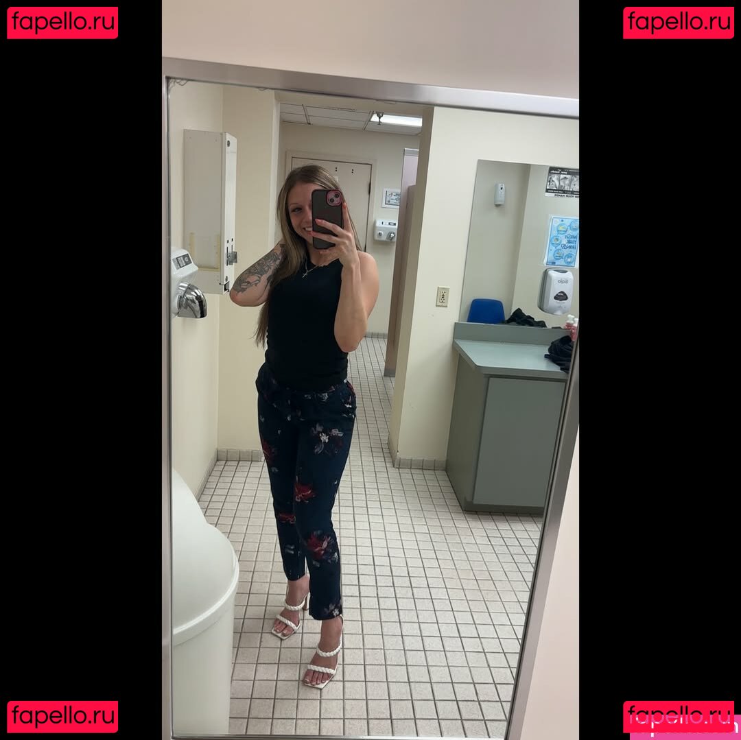 itssleahh / lightweightleah / lightweightleah_ Onlyfans Photo Gallery 