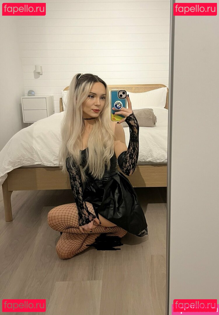 Baffy / buffylovesvampires / missbaffytwitch Onlyfans Photo Gallery 