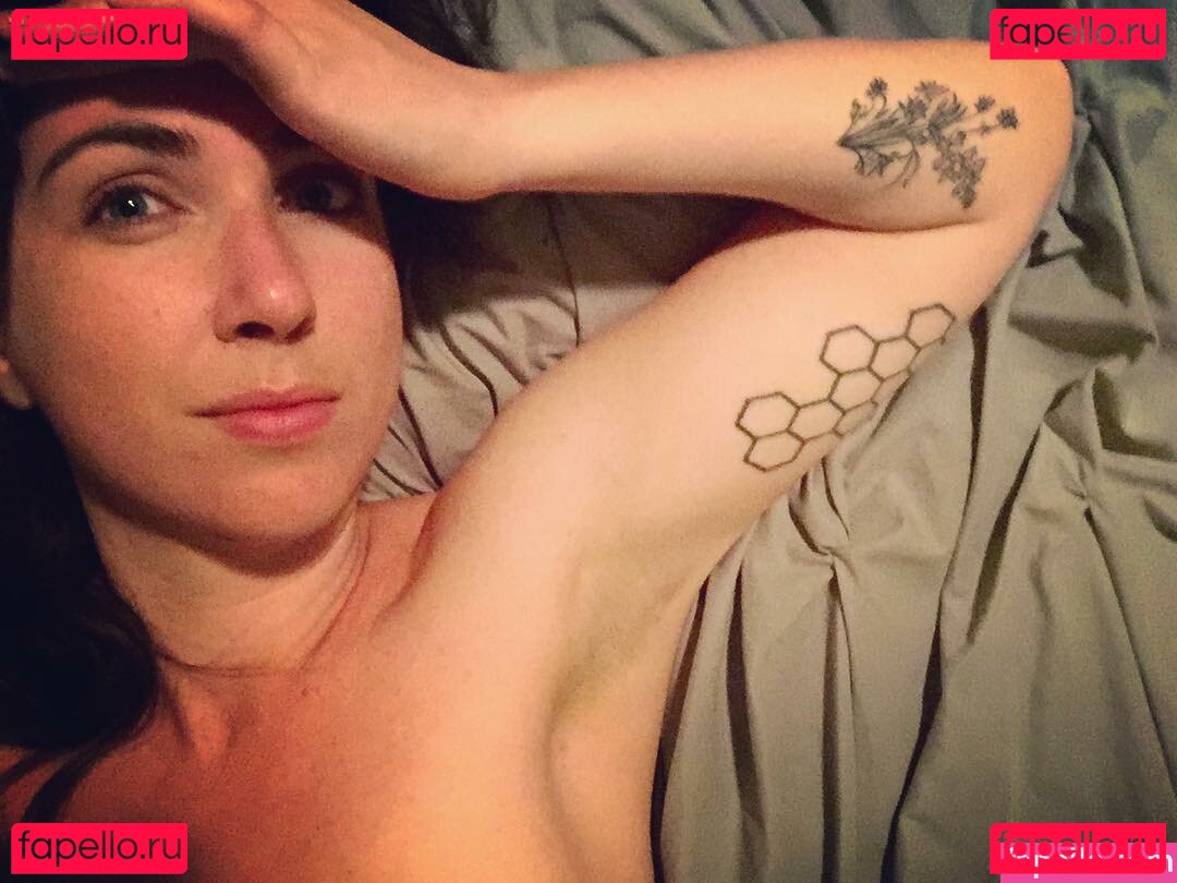 Viola Volta / violavolee / violavolta Onlyfans Photo Gallery 