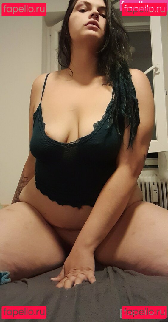 bisi_beth_ / bisibeth Onlyfans Photo Gallery 