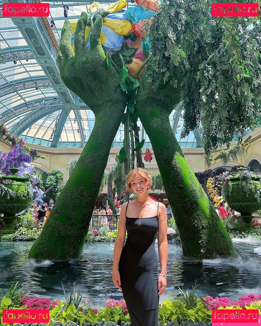 KallMeKris / kriscollins Onlyfans Photo Gallery 