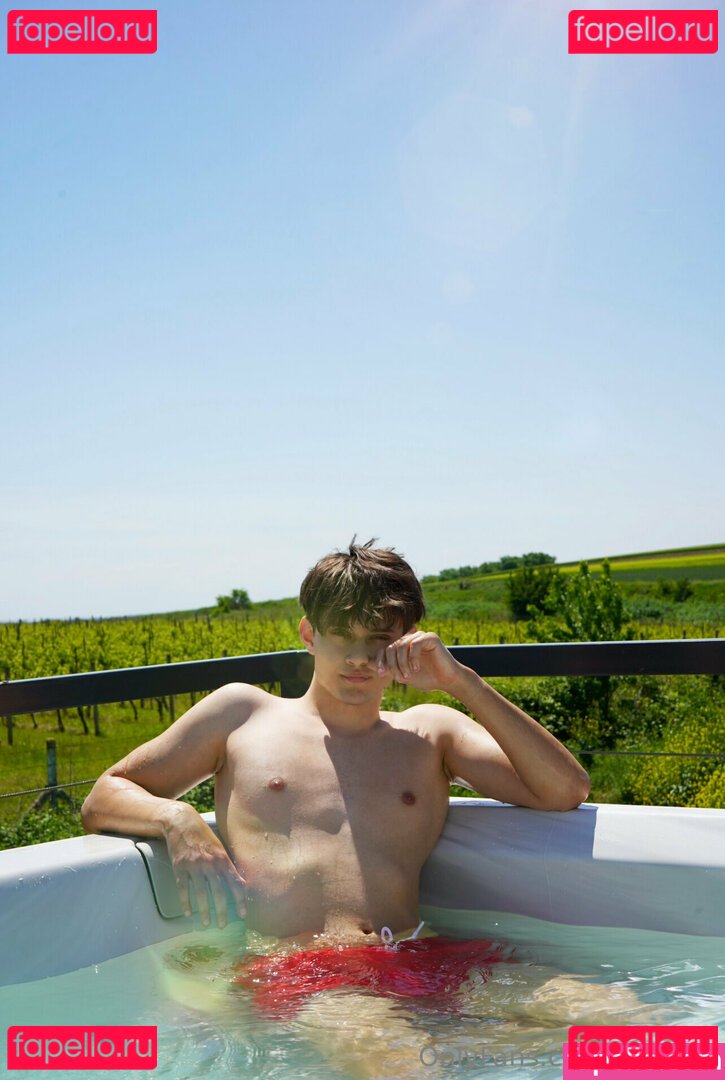 ltwinker Onlyfans Photo Gallery 