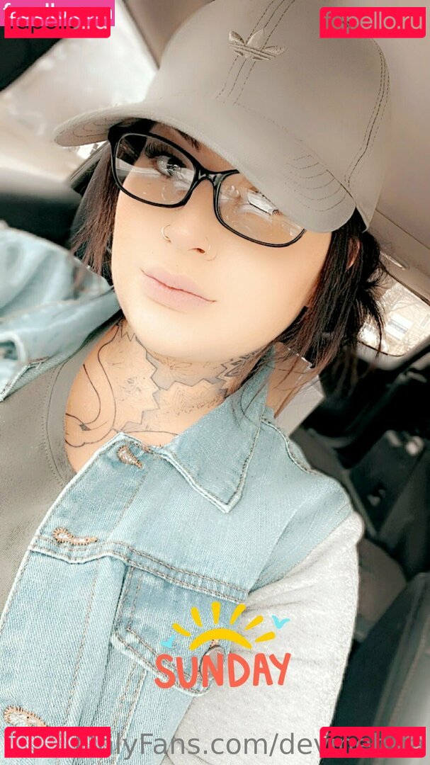 devinebria / devinebrian Onlyfans Photo Gallery 