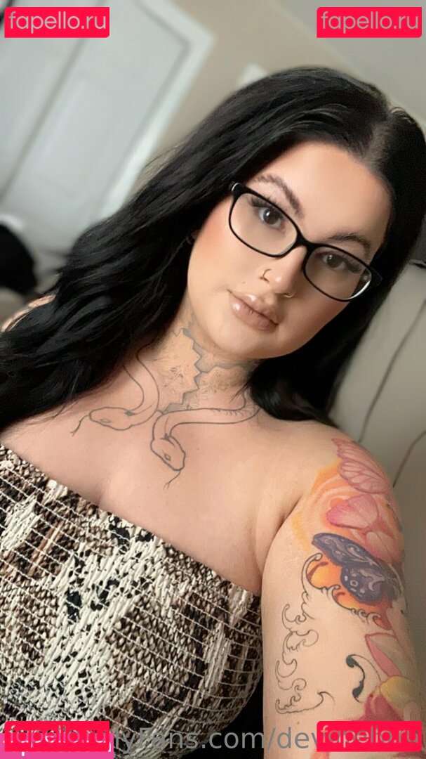 devinebria / devinebrian Onlyfans Photo Gallery 