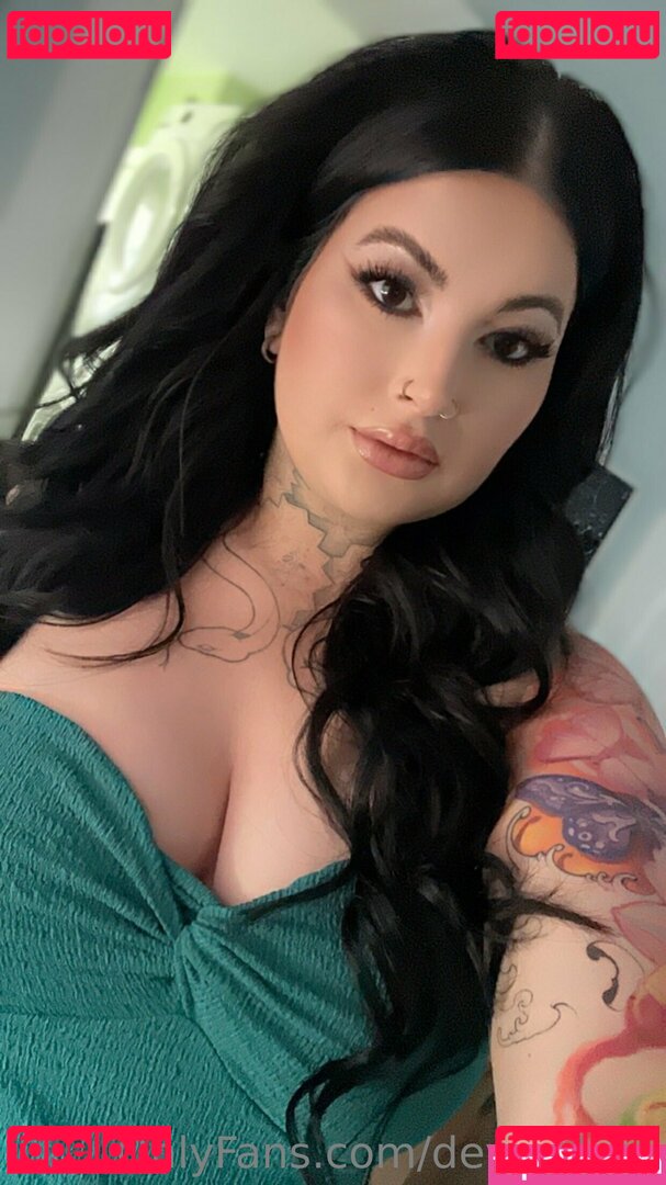 devinebria / devinebrian Onlyfans Photo Gallery 