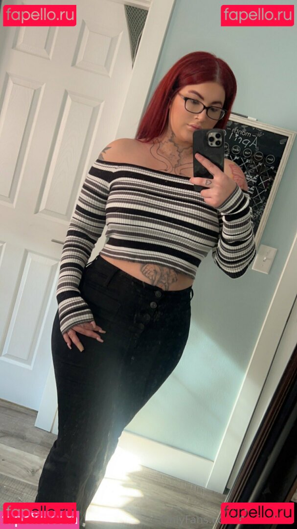 devinebria / devinebrian Onlyfans Photo Gallery 