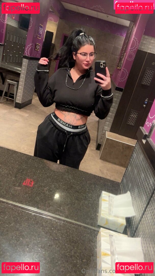 devinebria / devinebrian Onlyfans Photo Gallery 