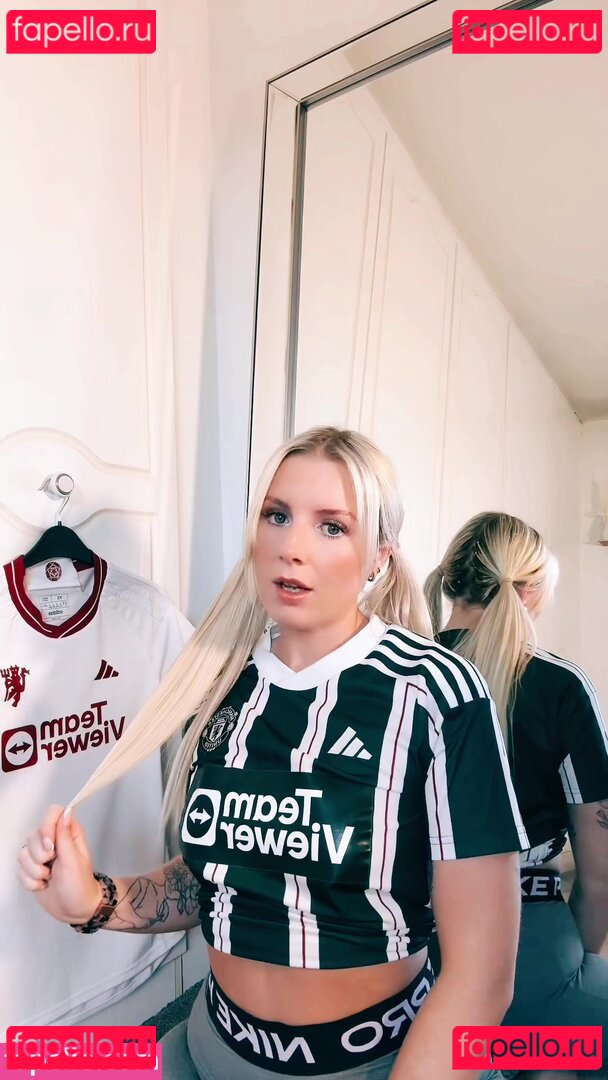 Emily Walters / HotwifeEmilyUK / emilywalters / https: Onlyfans Photo Gallery 