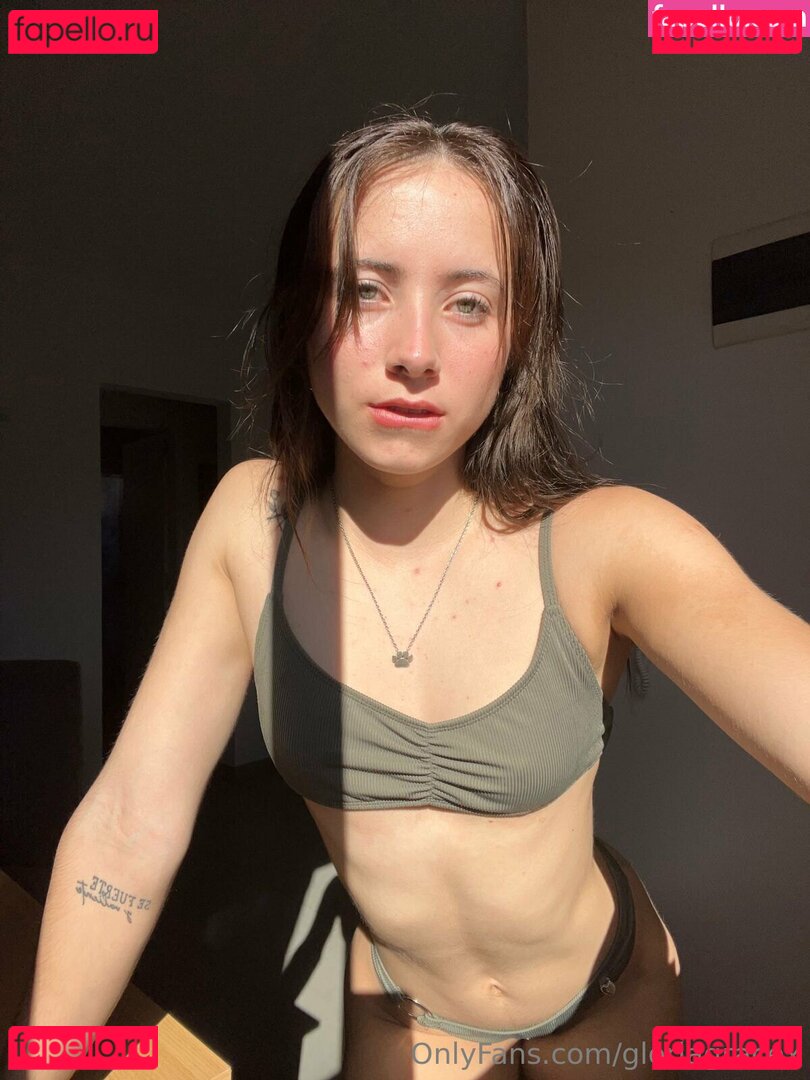 gloriagracex Onlyfans Photo Gallery 