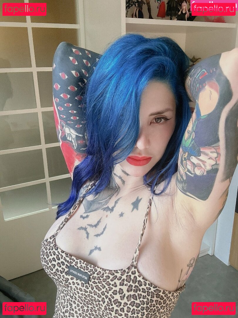 Giu Hellsing / GiuHellsing Onlyfans Photo Gallery 