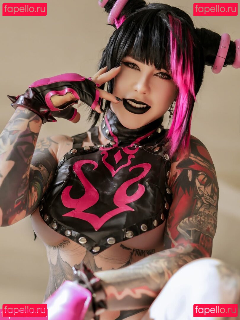 Giu Hellsing / GiuHellsing Onlyfans Photo Gallery 