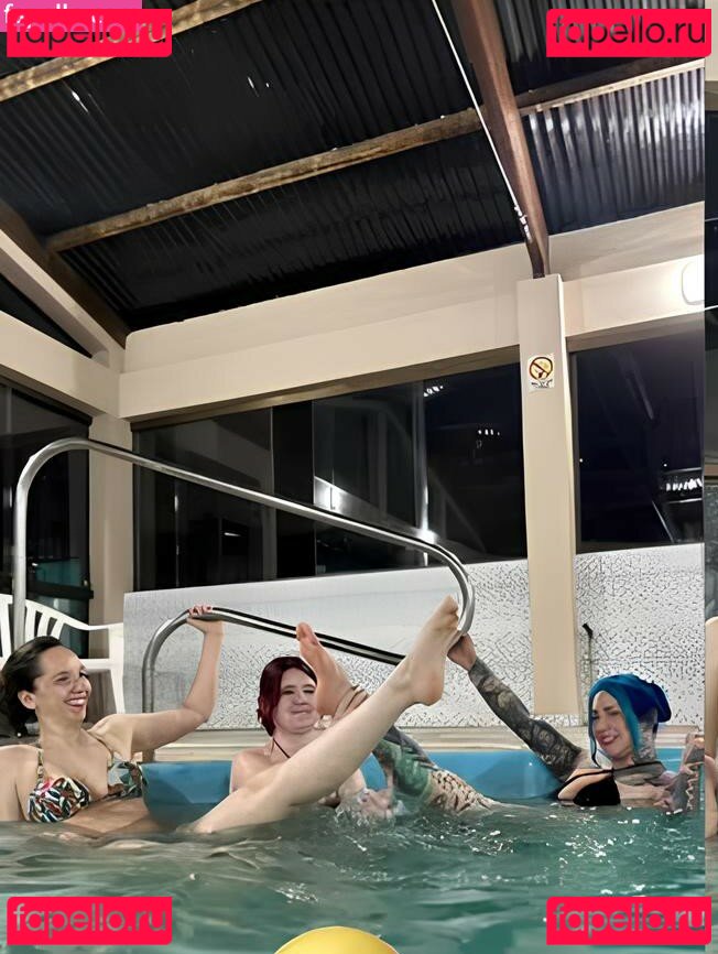 Giu Hellsing / GiuHellsing Onlyfans Photo Gallery 