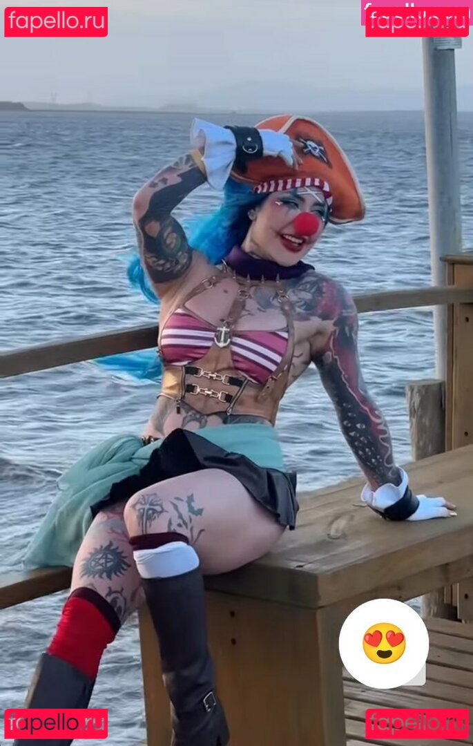 Giu Hellsing / GiuHellsing Onlyfans Photo Gallery 