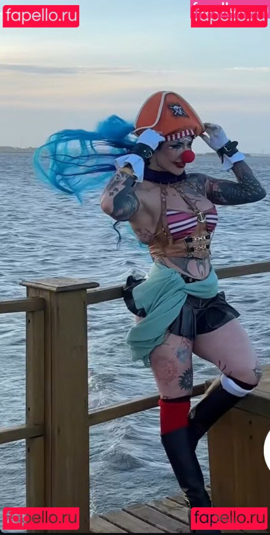 Giu Hellsing / GiuHellsing Onlyfans Photo Gallery 