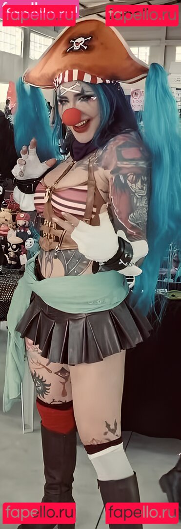 Giu Hellsing / GiuHellsing Onlyfans Photo Gallery 