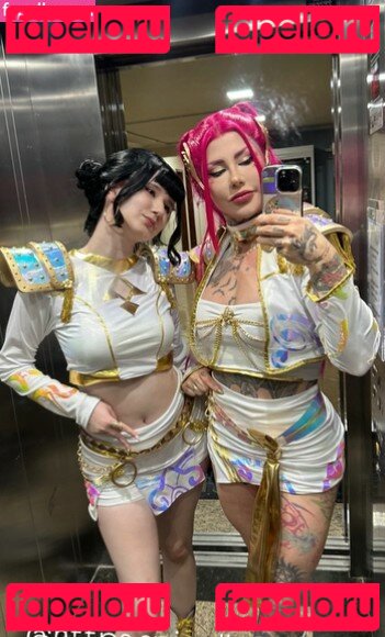 Giu Hellsing / GiuHellsing Onlyfans Photo Gallery 