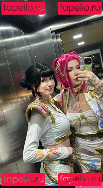 Giu Hellsing / GiuHellsing Onlyfans Photo Gallery 