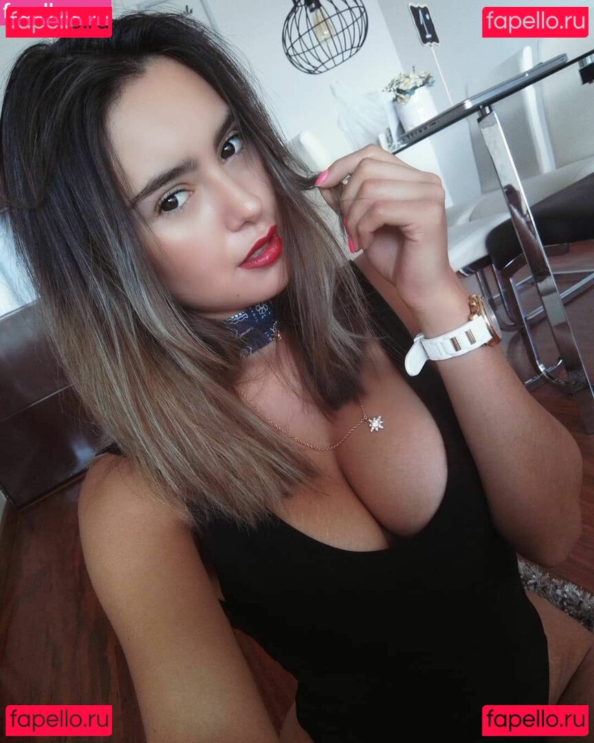 Jessica Romero Onlyfans Photo Gallery 