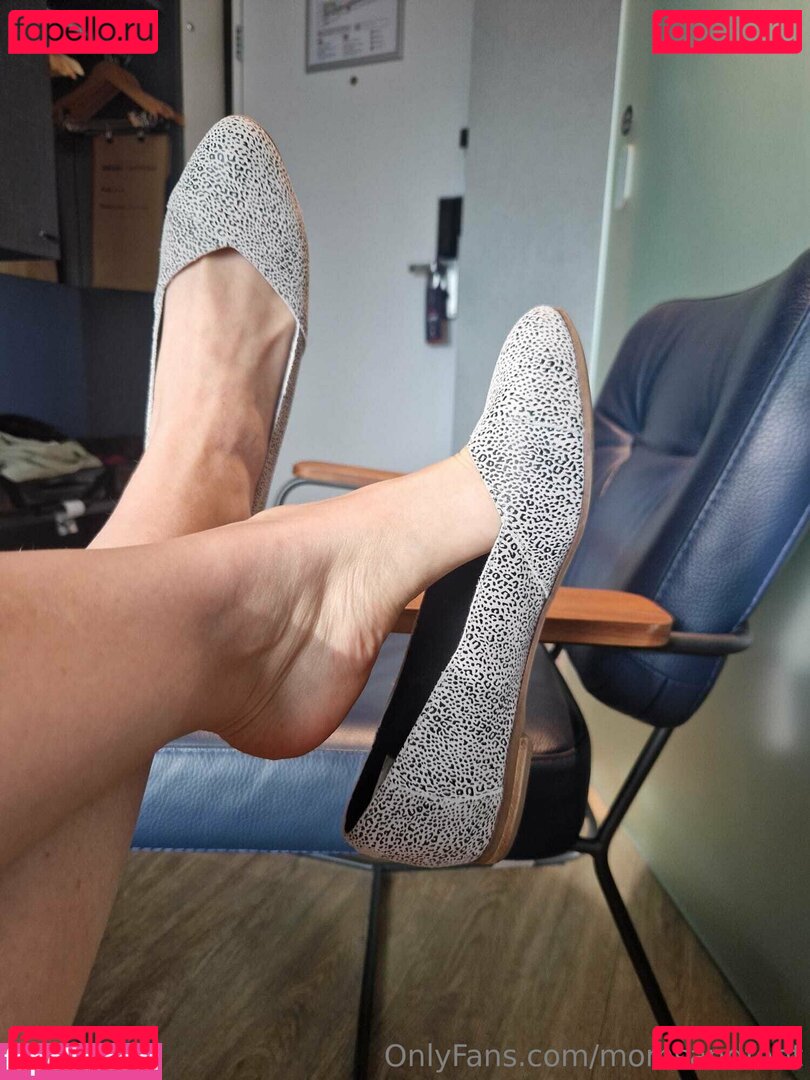 momsandfeet Onlyfans Photo Gallery 