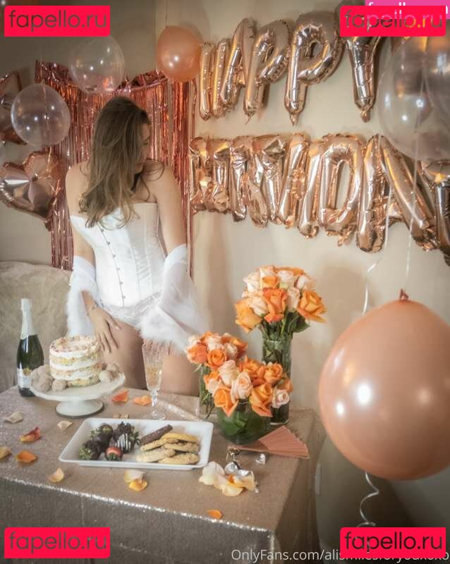 Ali Smiles / AliSmiles4you / alismilesforyou Onlyfans Photo Gallery 