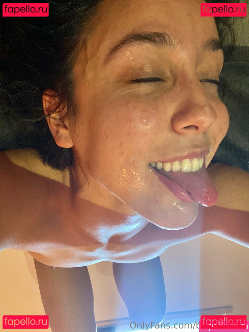 bibilonisara Onlyfans Photo Gallery 