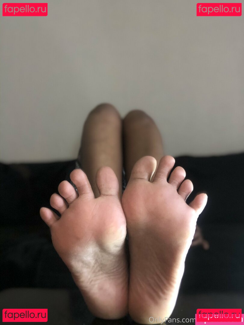 __kiaskeeper_ / toeswithkay2 Onlyfans Photo Gallery 
