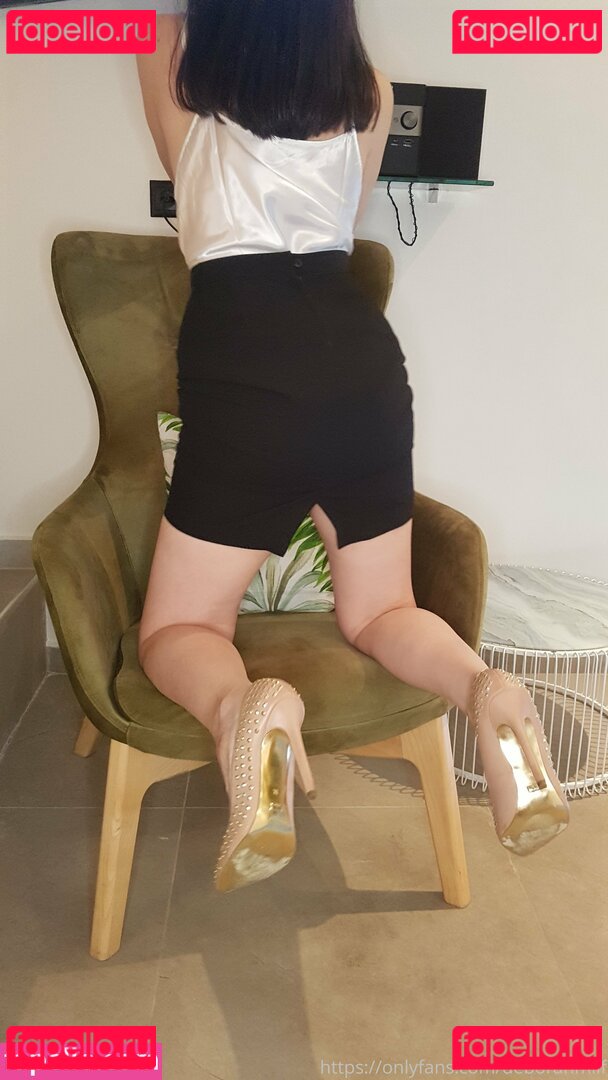 deborahmilf / xdmiles Onlyfans Photo Gallery 
