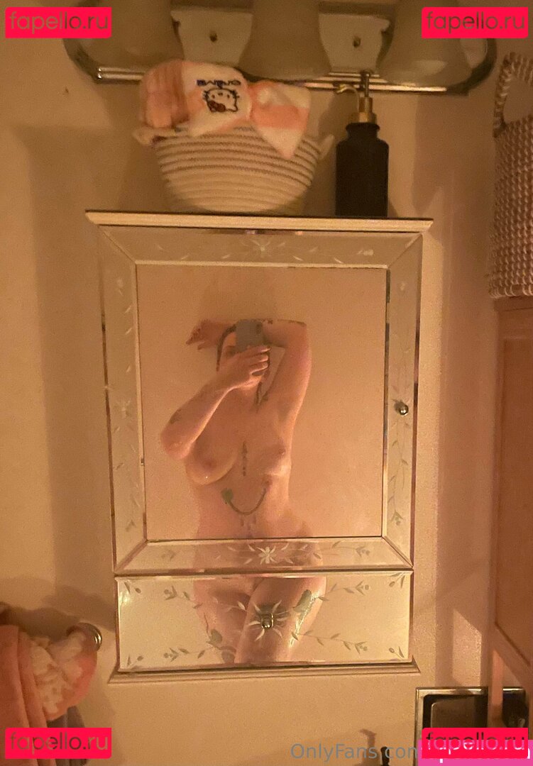 that_thicc_witch / thiccwitch Onlyfans Photo Gallery 