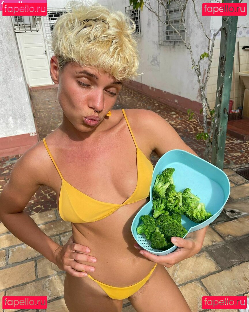 Bruna Linzmeyer / brunalinzmeyer Onlyfans Photo Gallery 