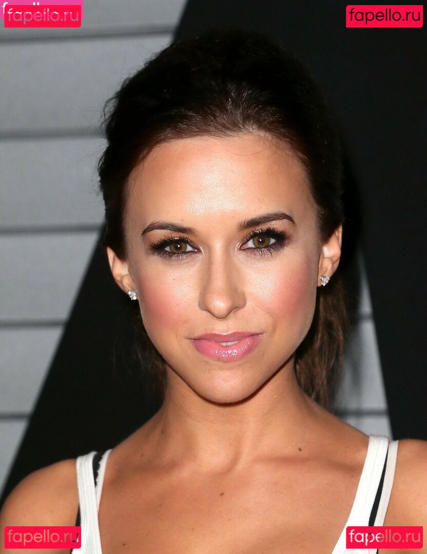 Lacey Chabert / thereallacey Onlyfans Photo Gallery 