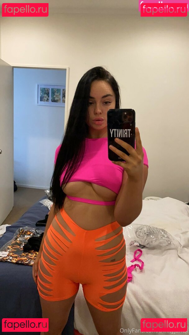 Trinity Jane / trinityjanex / trinityjanexx Onlyfans Photo Gallery 