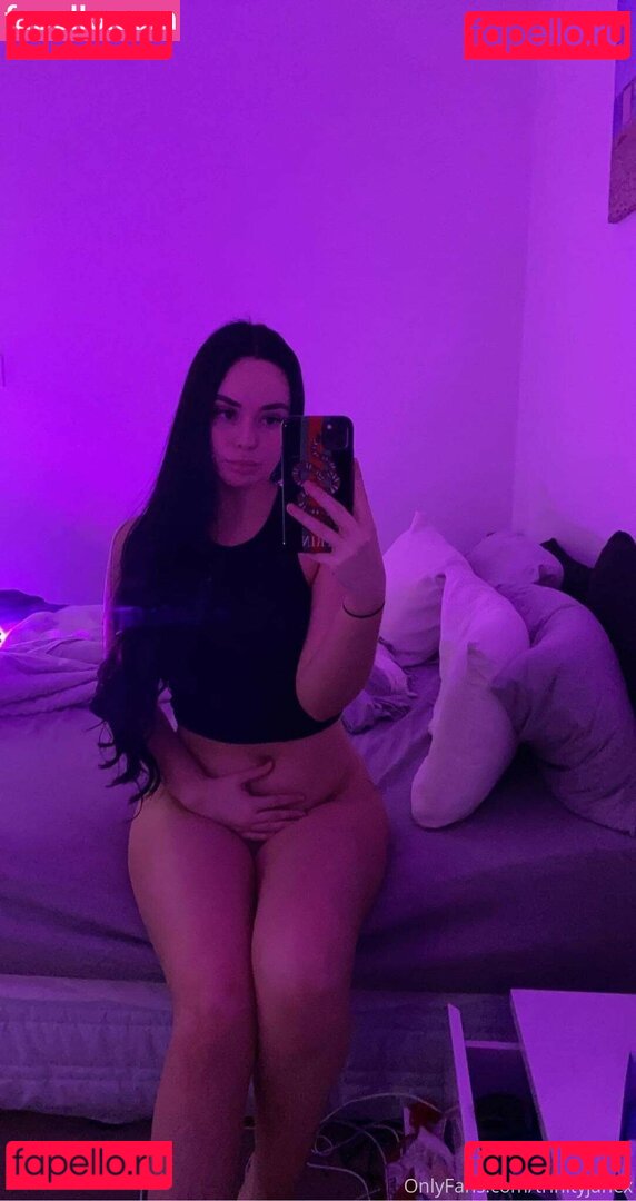 Trinity Jane / trinityjanex / trinityjanexx Onlyfans Photo Gallery 
