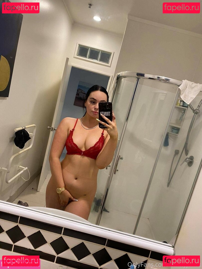 Trinity Jane / trinityjanex / trinityjanexx Onlyfans Photo Gallery 