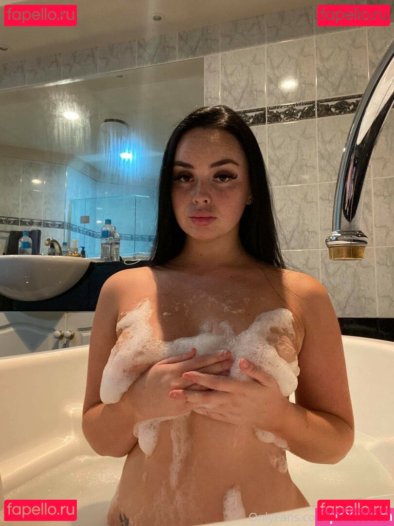 Trinity Jane / trinityjanex / trinityjanexx Onlyfans Photo Gallery 