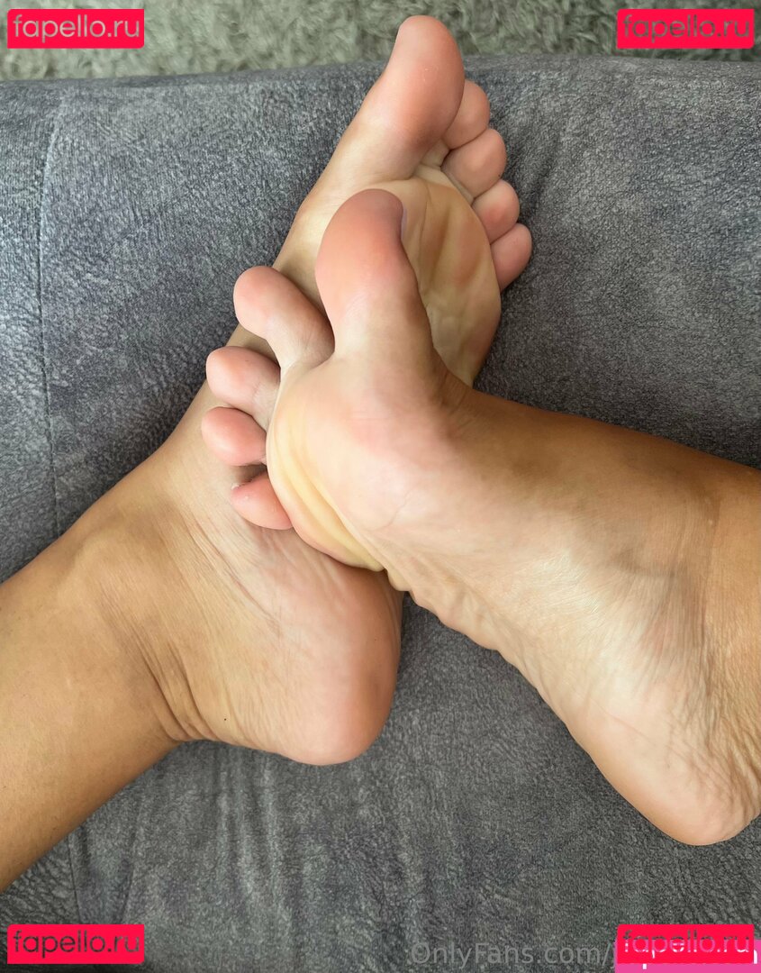 jessicajames9 / jessifeets9 Onlyfans Photo Gallery 