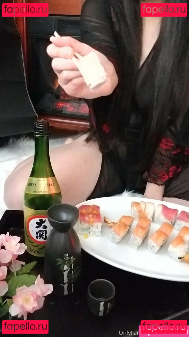 raina_traina / rainatraina Onlyfans Photo Gallery 