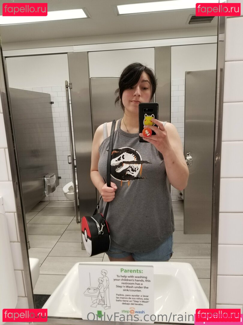 raina_traina / rainatraina Onlyfans Photo Gallery 