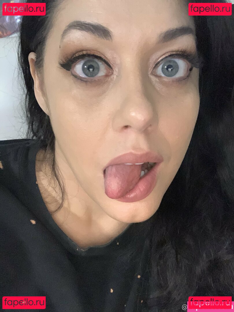 miss_leana_lee / missleanalee Onlyfans Photo Gallery 