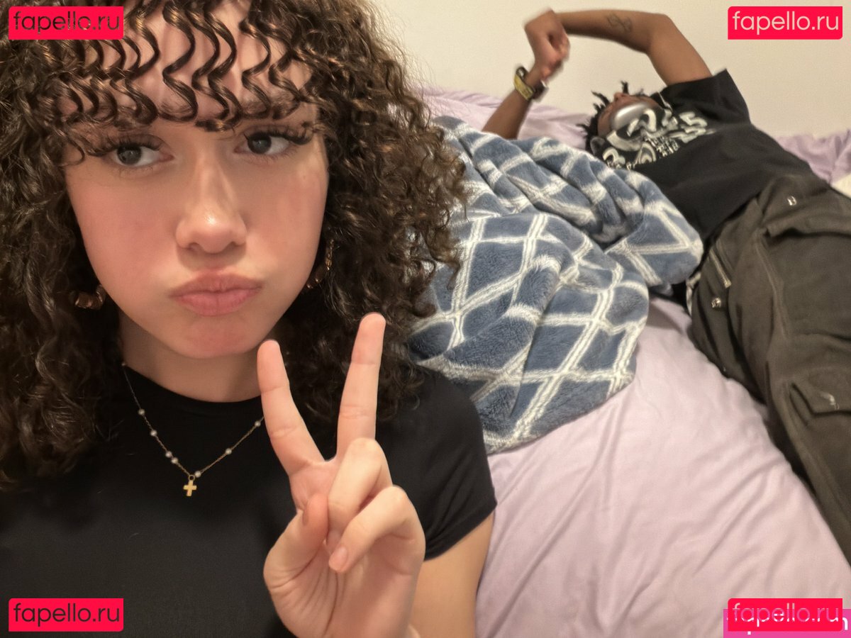 Kameaisweird Onlyfans Photo Gallery 