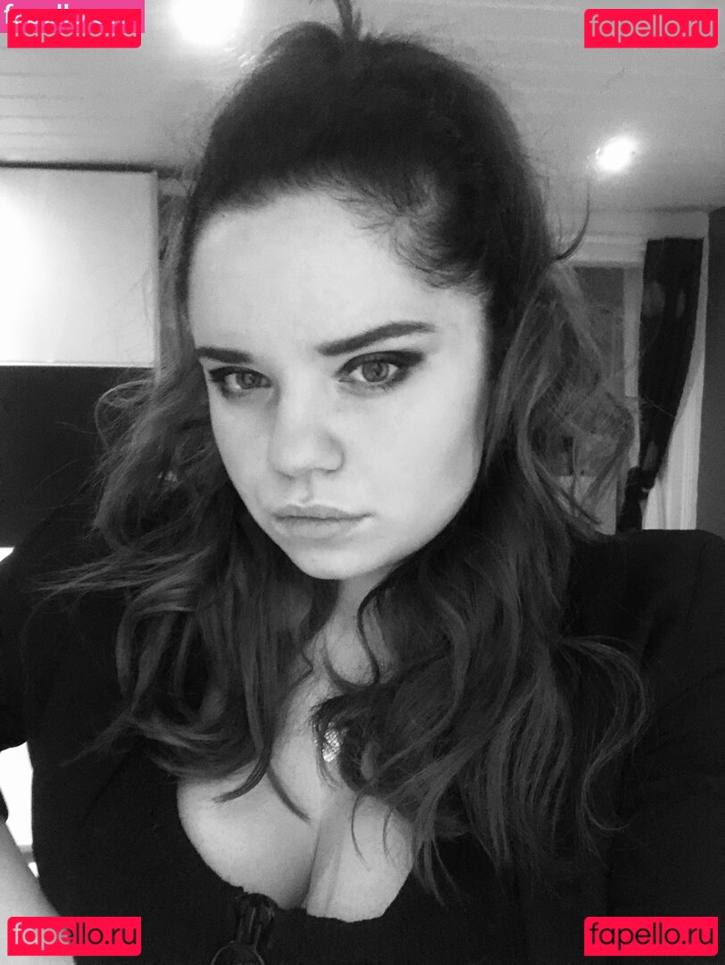 NaughtyCaiOF / naughtycai Onlyfans Photo Gallery 