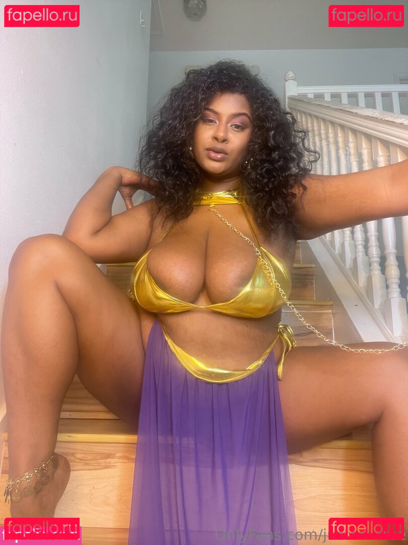 justomifree / onlyjustomii Onlyfans Photo Gallery 