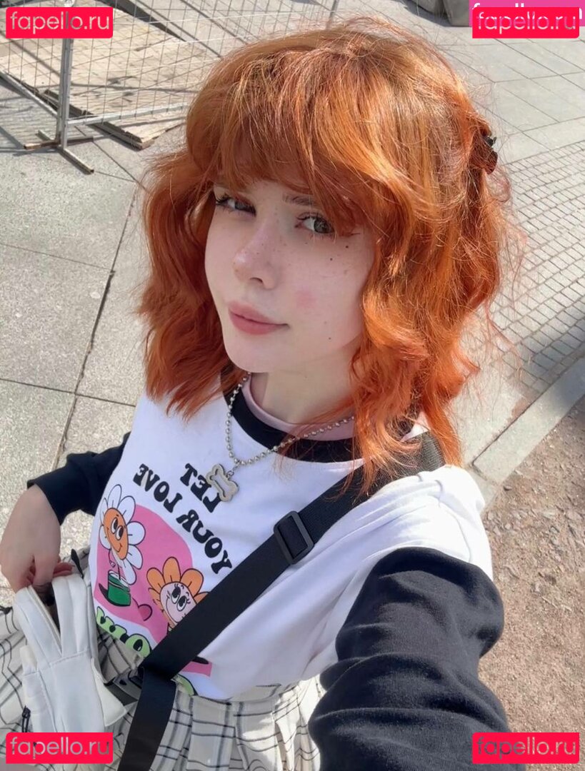 frauleinmilk / https: / suisai.uwu / suisaiuwu Onlyfans Photo Gallery 