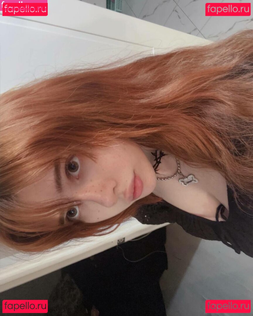 frauleinmilk / https: / suisai.uwu / suisaiuwu Onlyfans Photo Gallery 